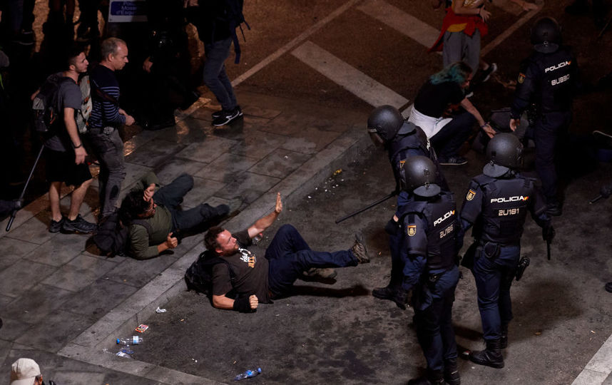 Беспорядки в Барселоне. Фото Getty