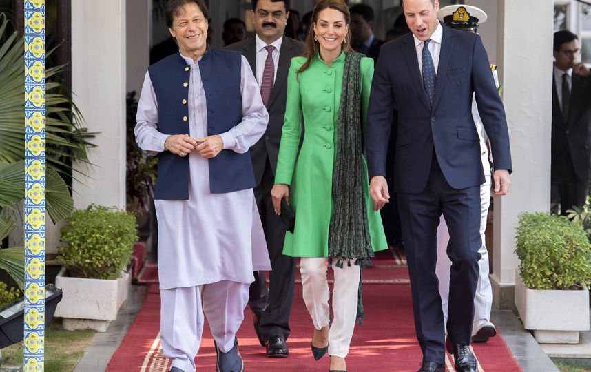 Кейт Миддлтон и принц Уильям прибыли в Пакистан с пятидневным туром. Фото Getty