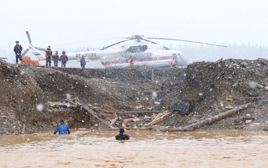 В результате страшной трагедии погибли 15 человек. Фото РИА Новости