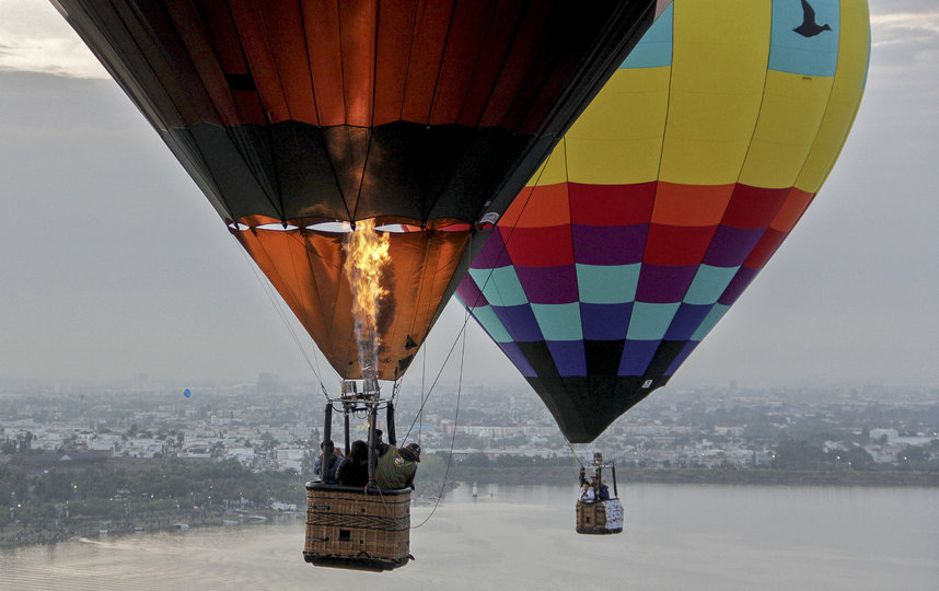 В мексиканском городе Леон стартовал XVIII Международный фестиваль воздушных шаров. Фото AFP