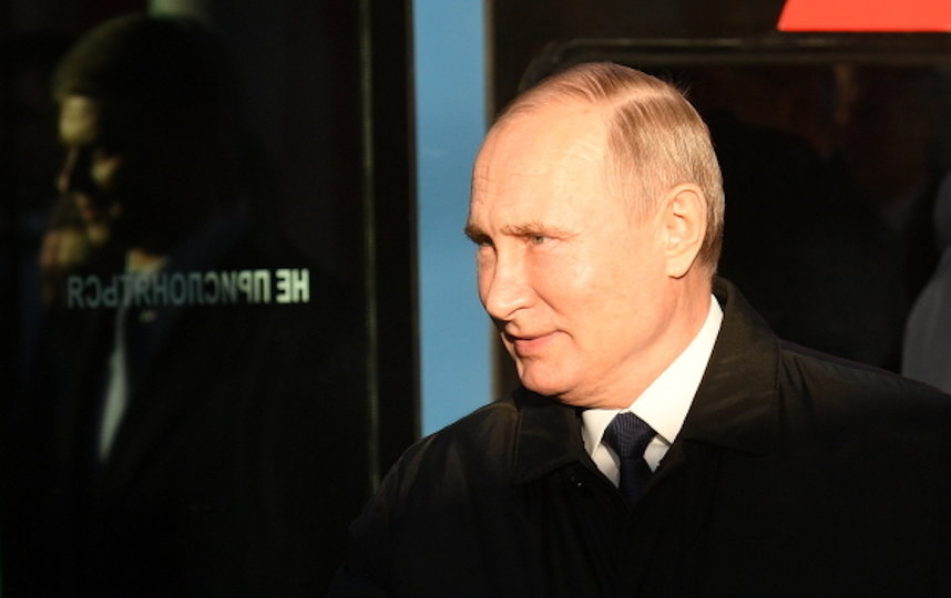Владимир Путин, с места событий. Фото РИА Новости