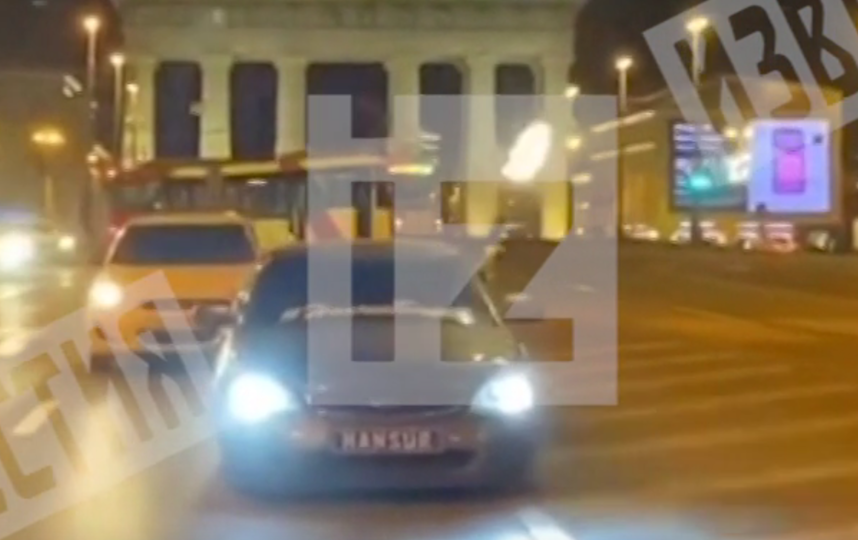 В Сети опубликовано видео стрельбы из авто. Фото скриншот видео https://www.5-tv.ru/