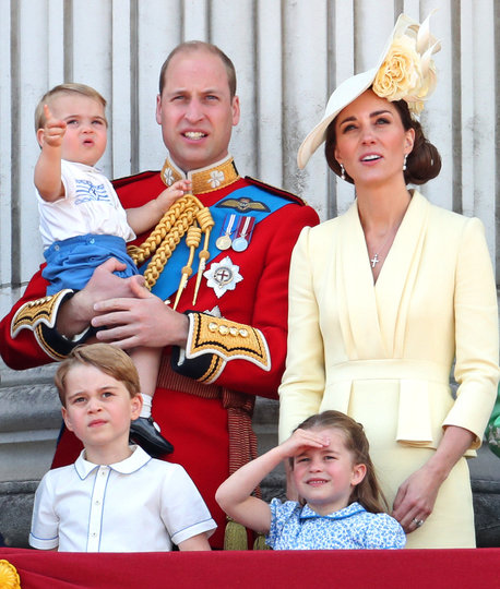 Принц Уильям и Кейт Миддлтон с детьми. Фото Getty