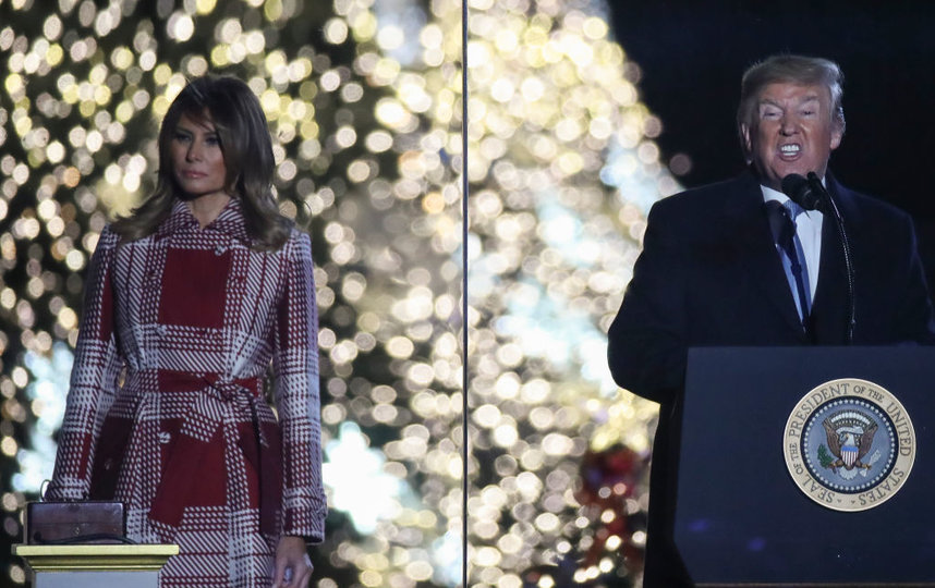 Мелания Трамп на церемонии зажжения рождественской елки. Фото Getty