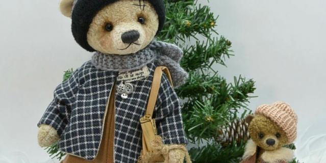"Hello, Teddy". "Hello, Teddy".