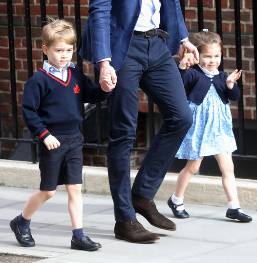 Кейт Миддлтон и принц Уильям с детьми, фотоархив. Фото Getty