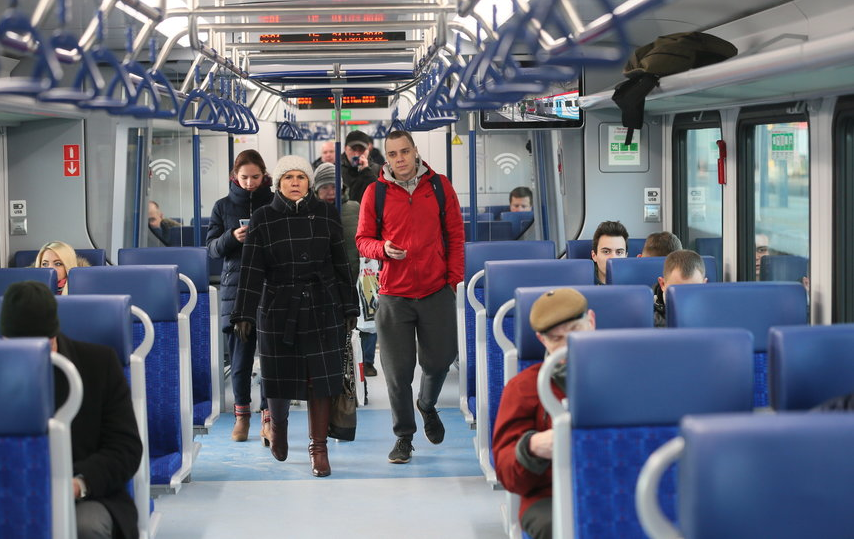 В Москве в поездах и на станциях МЦД усилили борьбу с незаконными торговцами. Фото Василий Кузьмичёнок
