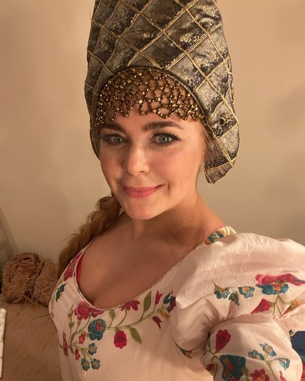 Ирина Пегова для спектакля "Конек-Горбунок". Фото instagram.com/pegovairina