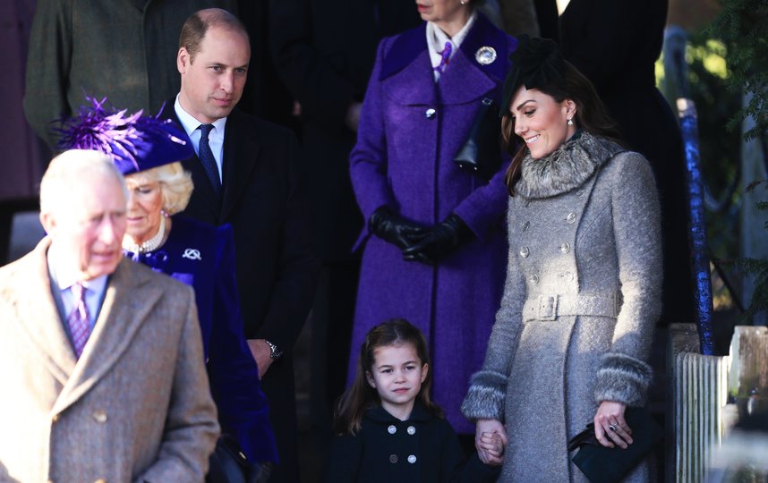 В 2019-м году Гарри и Меган пропустили Рождественскую службу с королевой. Фото Getty