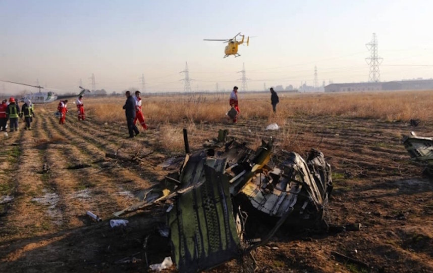 На борту разбившегося Boeing 737 было 176 человек. Фото РИА Новости