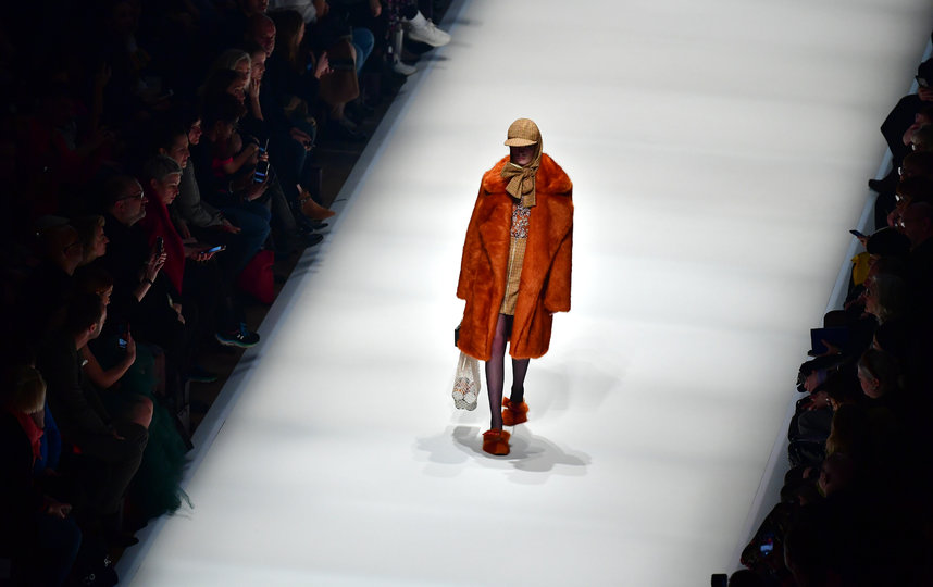 В Берлине в рамках Mercedes-Benz Fashion Week состоялся показ коллекции осень-зима 2020 берлинского дизайнера Дэнни Рейнке. Фото Getty