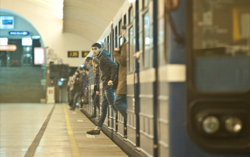 В метро Петербурга рассказали о дополнительных выходах из подземки