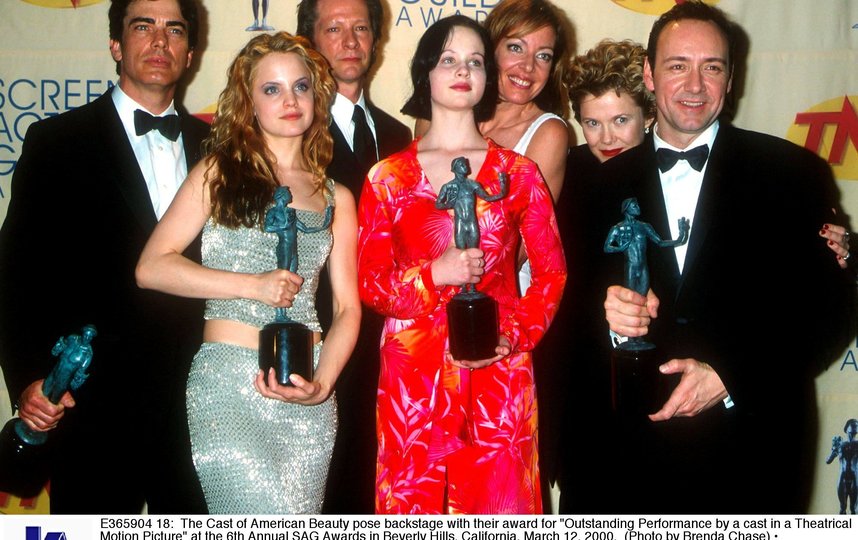 Мина Сувари и актеры фильма 