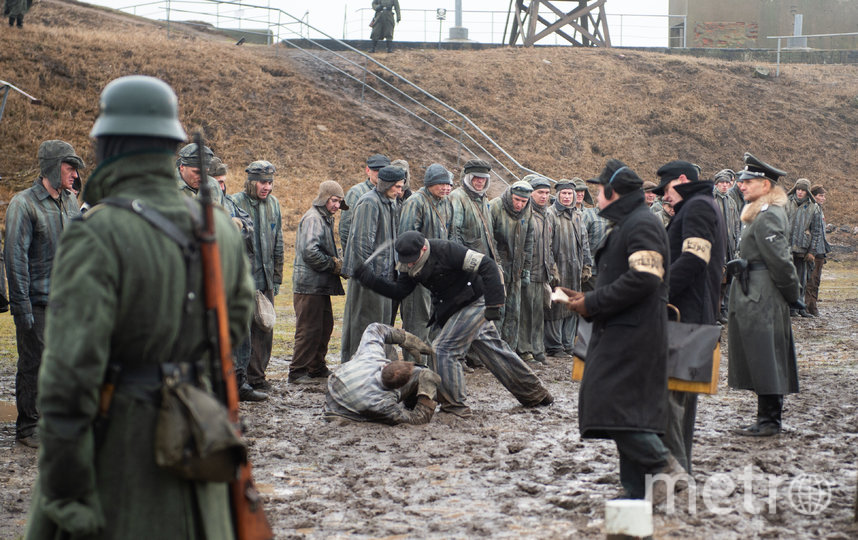 Кронштадт превратили в фашистский концентрационный лагерь для военного фильма. Фото Святослав Акимов, "Metro"