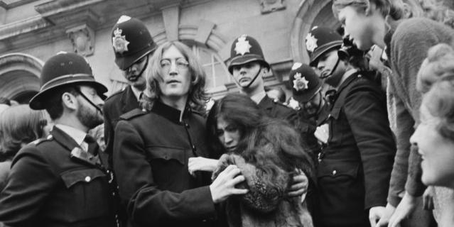 Йоко Оно и Джон Леннон.