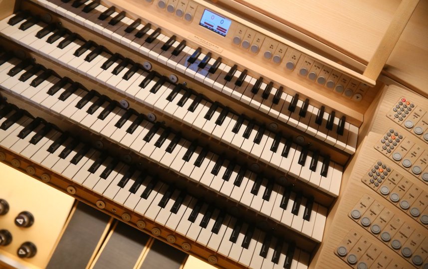 В концертном зале "Зарядье" появился один из самых больших органов в Европе. Фото Василий Кузьмичёнок
