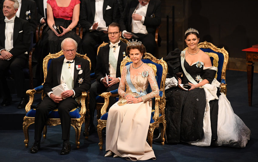 Король Швеции Карл XVI Густав, принц Даниэль, королева Сильвия и принцесса Виктория. Фото Getty