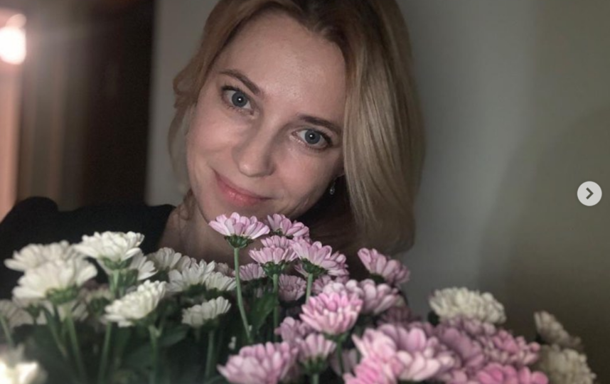  .   Instagram: @nv_poklonskaya