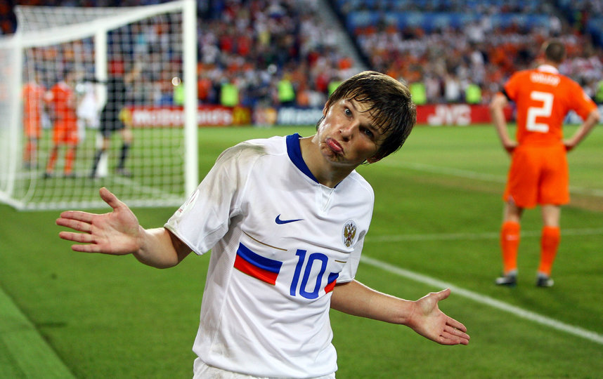 Победа в футболе над сборной Голландии в 2008-м году до сих пор в памяти россиян. Фото Getty