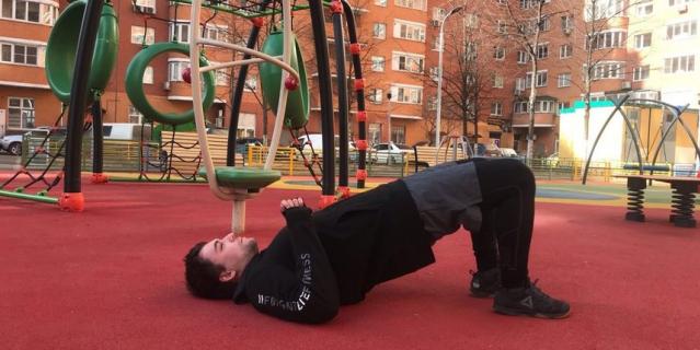 Фитнес-тренер Василий Солдатов. Фитнес-тренер Василий Солдатов.