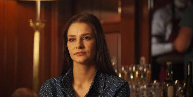 Кадр из сериала "Паромщица". Кадр из сериала "Паромщица".