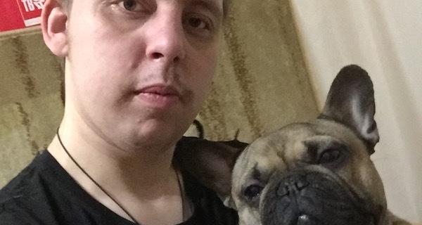 Илья каждое утро отправляется на пробежку со своей собакой, а потом занимается спортом и домашними делами. Илья каждое утро отправляется на пробежку со своей собакой, а потом занимается спортом и домашними делами.