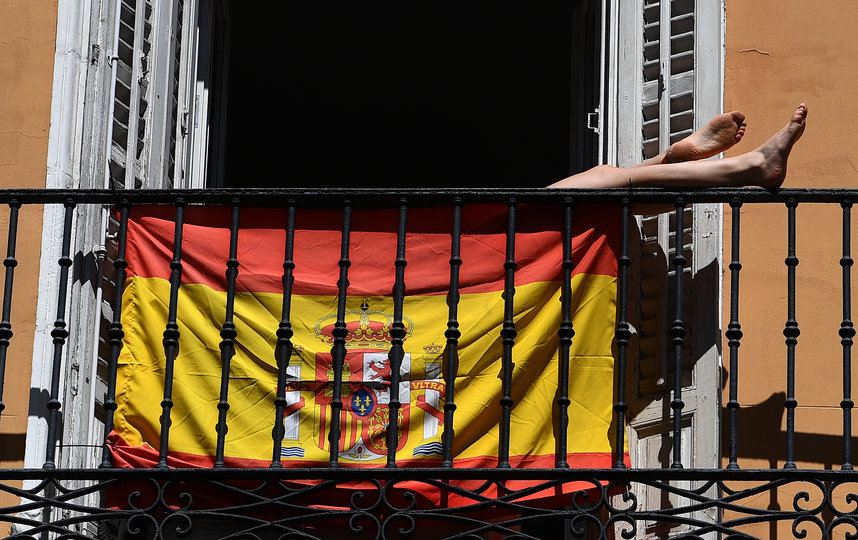 Испания и Италия начали смягчение карантинного режима. Фото AFP