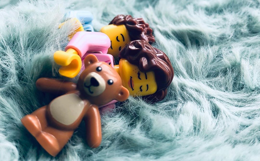 Мы собрали самые забавные "сонные" снимки из Instagram. Вы знали, что игрушки тоже спят? Фото instagram.com/mcbricks