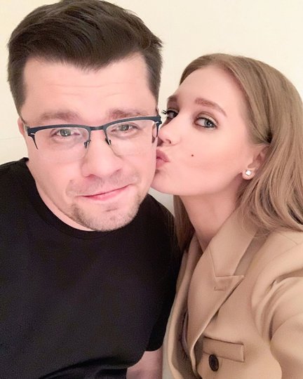 Кристина Асмус и Гарик Харламов. Фото Скриншот Instagram/asmuskristina