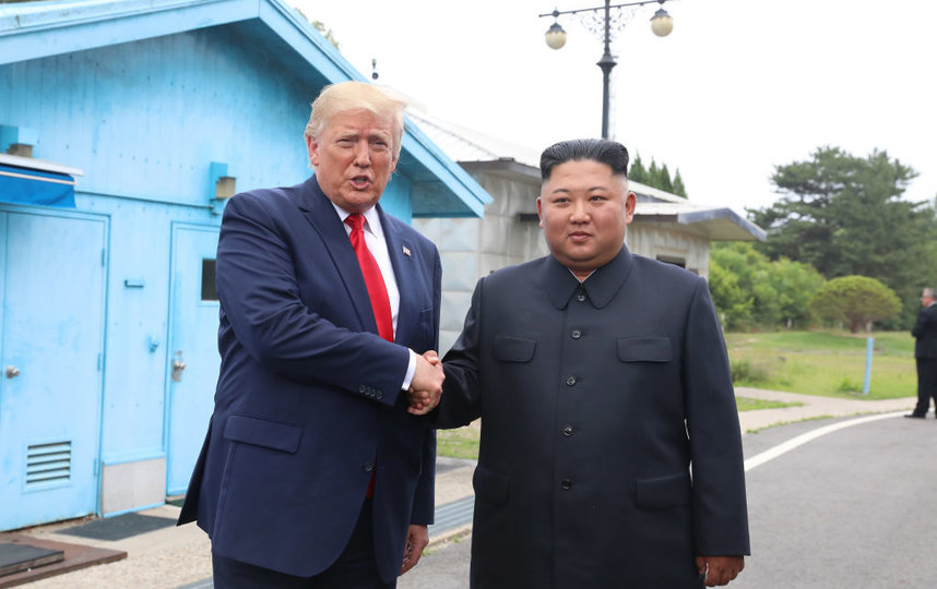 Дональд Трамп и Ким Чен Ын. Фото Getty