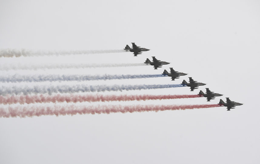 Пролёт авиации над Москвой в честь Дня Победы. Фото AFP