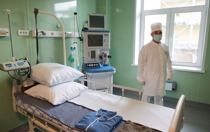 В Пушкине открыт временный госпиталь Минобороны для лечения пациентов с COVID-19. Фото www.gov.spb.ru