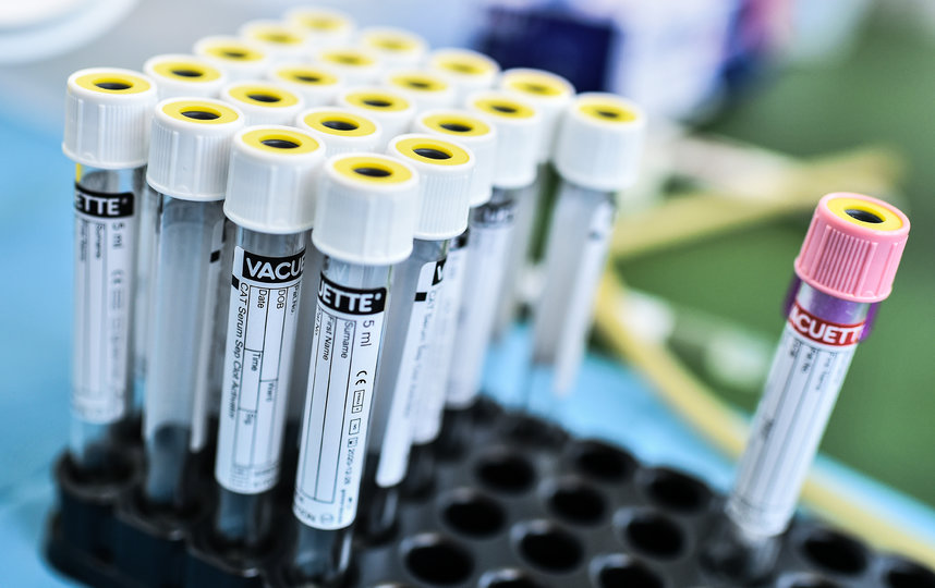 За отказ от тестирования на коронавирусную инфекцию грозит штраф в размере до 40 тысяч рублей. Фото AFP