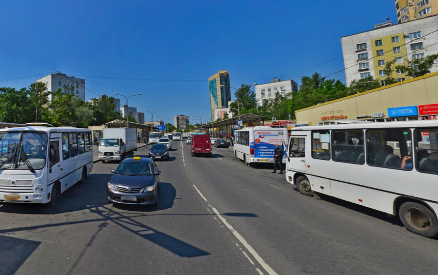 На востребованных маршрутах вернули коммерческие автобусы. Фото Яндекс.Панорамы