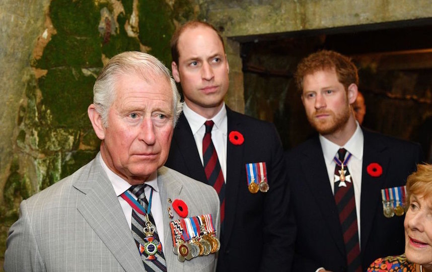 Принц Гарри с отцом принцем Чарльзом и братом принцем Уильямом. Фото Getty