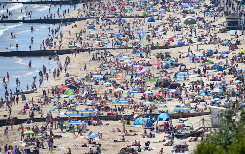 Так 25 мая выглядят британские пляжи. Фото Getty