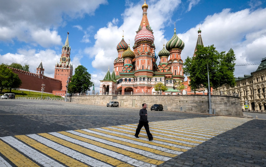 Москвичам могут разрешить гулять по графику. Фото AFP
