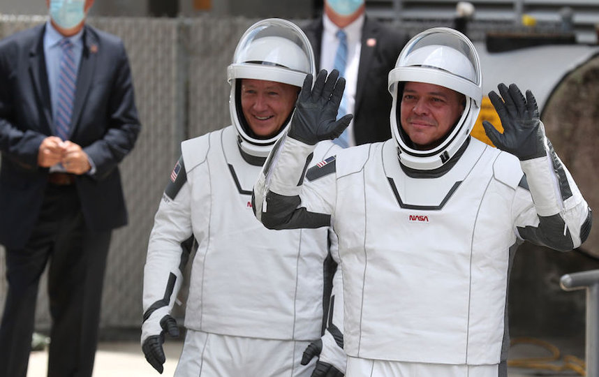 Астронавты Даг Херли и Роберт Бенкен. Фото Getty