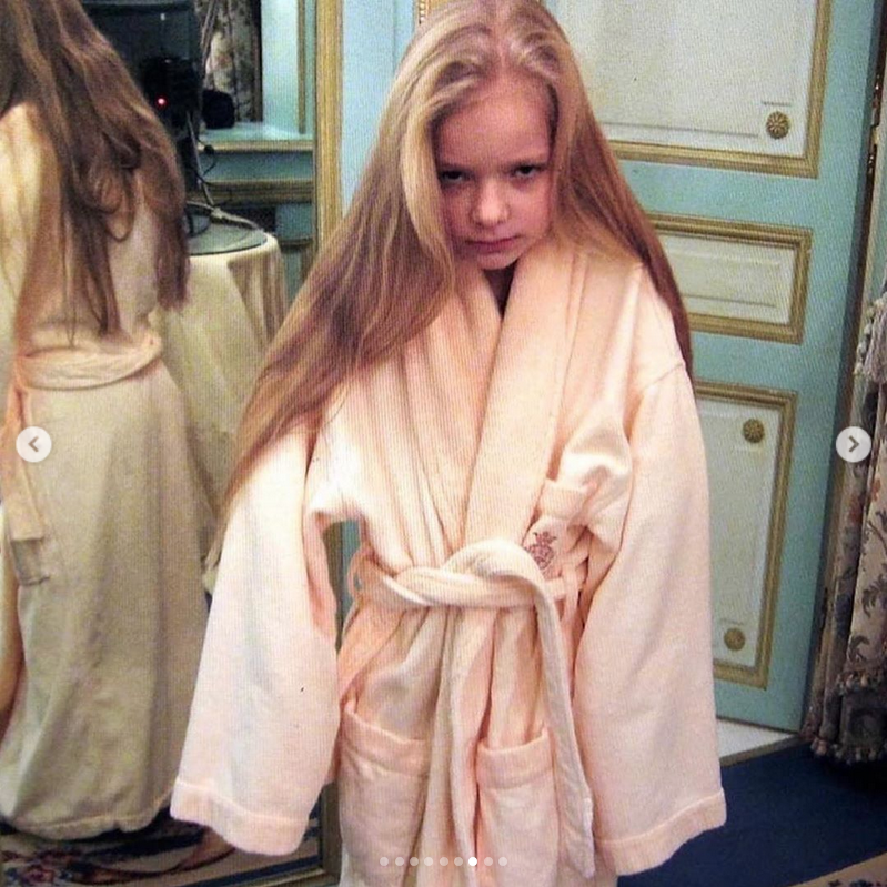 Елизавета Пескова гордится своими волосами. Фото Instagram @lisa_peskova