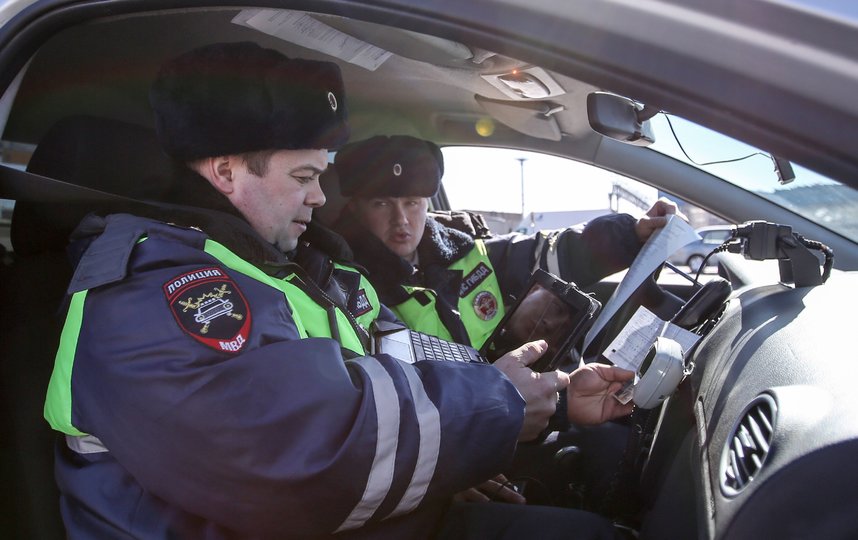 ГИБДД планирует внедрить новый метод тестирования водителей на трезвость. Фото Агентство "Москва"
