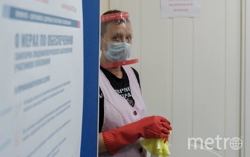 На голосовании по Конституции в Петербурге раздадут маски, перчатки и ручки. Фото Алена Бобрович, "Metro"