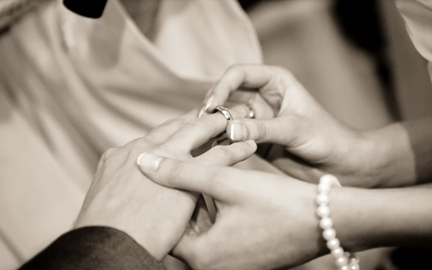 Гостями могут оказаться жених и невеста. Фото Pixabay