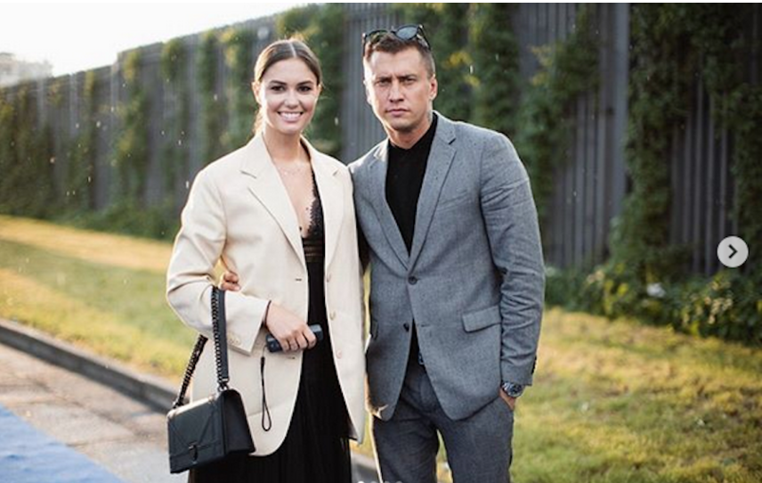 Агата Муцениеце и Павел Прилучный развелись. Шоубизнес. Metro