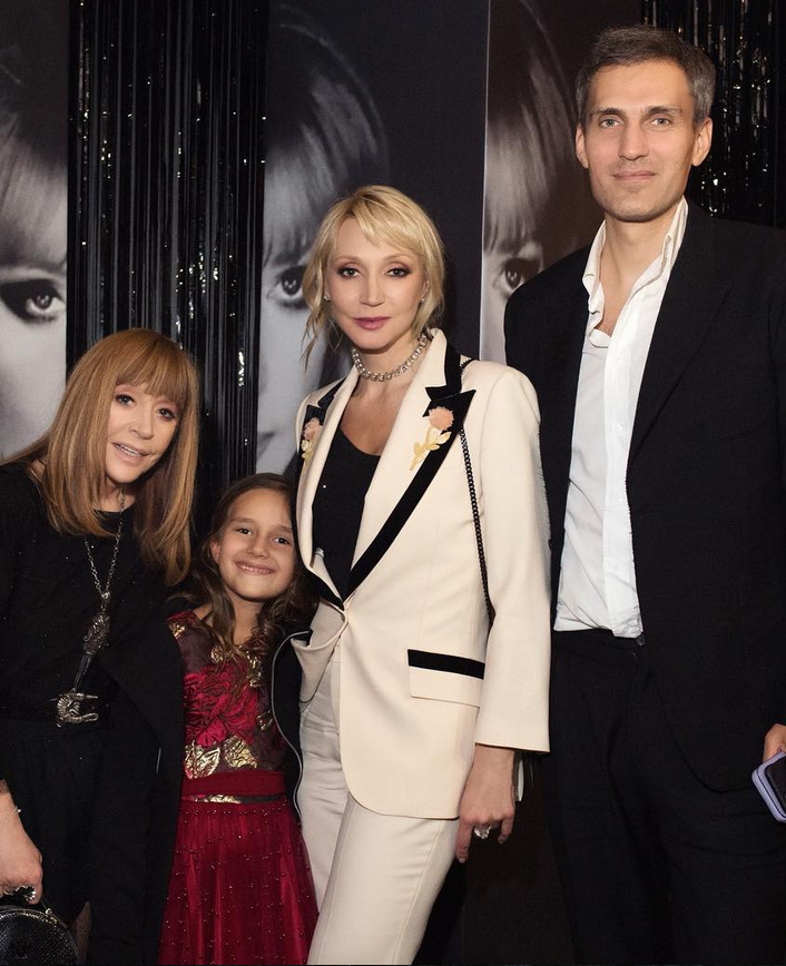 Алла Пугачёва с семьёй дочери. Фото Instagram @orbakaite_k