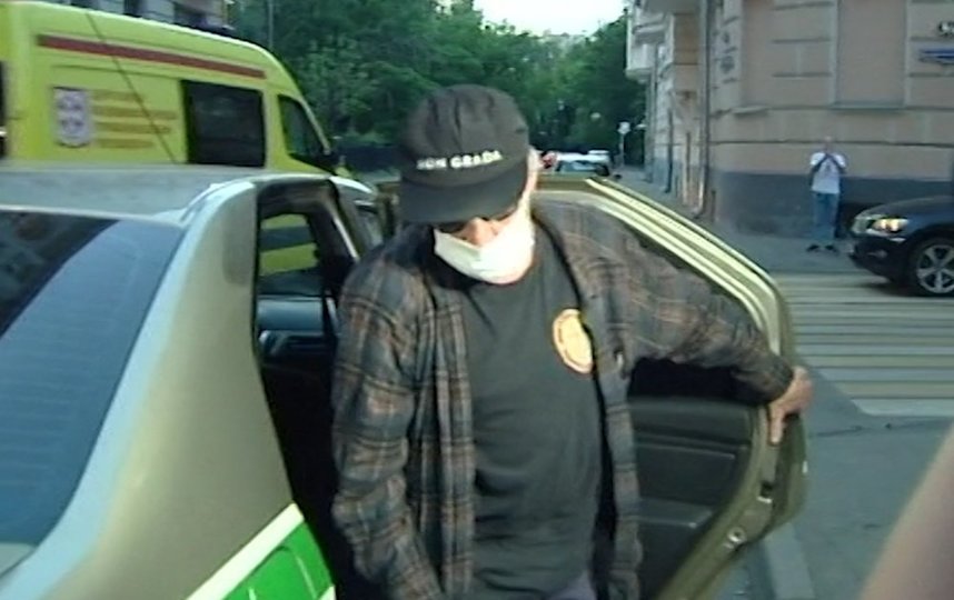 Михаил Ефремов попал в ДТП в центре Москвы вечером 8 июня. Фото агентство "Москва"