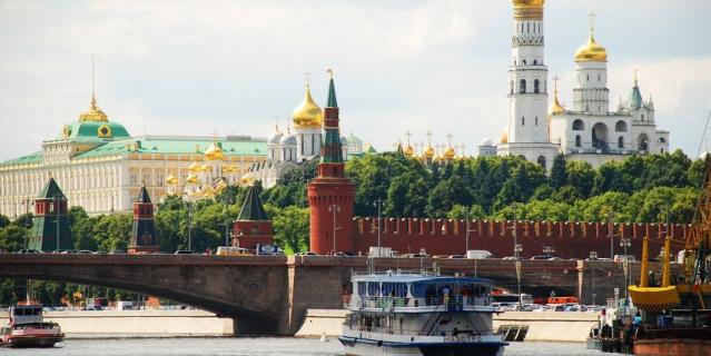 Неделю назад открылась пассажирская навигация по Москве-реке. Неделю назад открылась пассажирская навигация по Москве-реке.