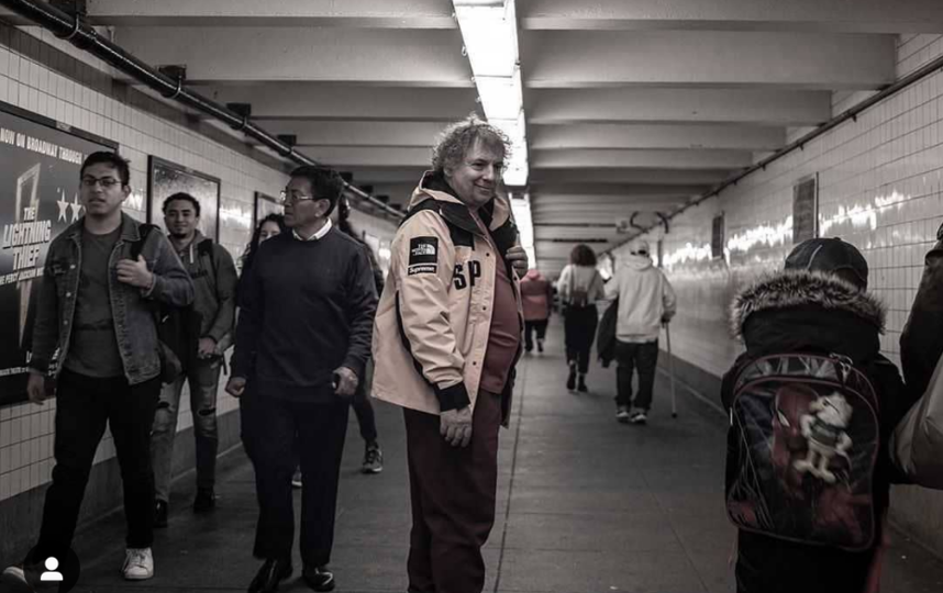 Сергей Берменьев в метро Нью-Йорка. Фото Instagram @margaritavasi