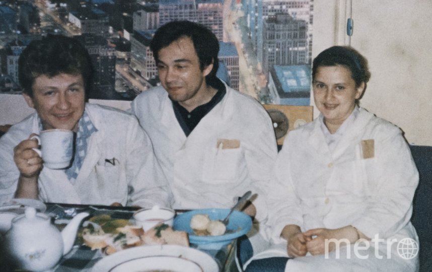 Александр и Татьяна Шутовы на работе. Фото  из личного архива шутовых, "Metro"