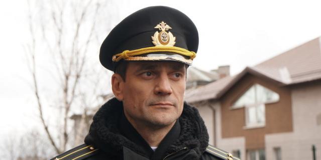 Кадр из сериала "Андреевский флаг". Кадр из сериала "Андреевский флаг".