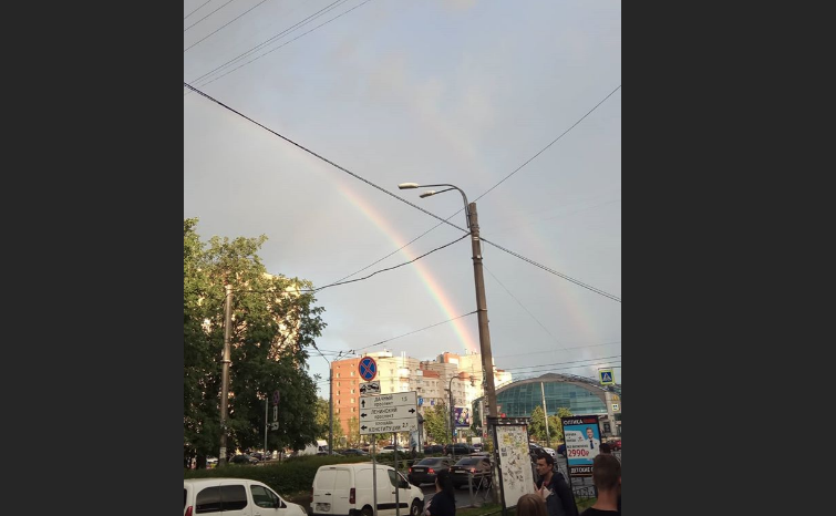 Двойную радугу видели в Петербурге утром 23 июля. Фото https://www.instagram.com/dariaesenina/, "Metro"